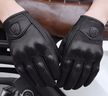 Charger l'image dans la galerie, Touring Retro Racer - Cuir Tactile by LeRepaire™